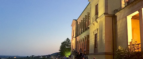 Schlossfest auf der Villa Ludwigshöhe bei herrlichem Sommerwetter